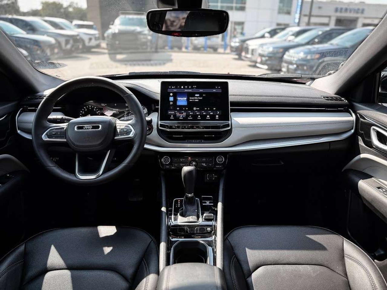 2024 Jeep Compass Limited   HEATED SEATS   REMOTE START   BLINDSPOT   LANE KEEP Photo