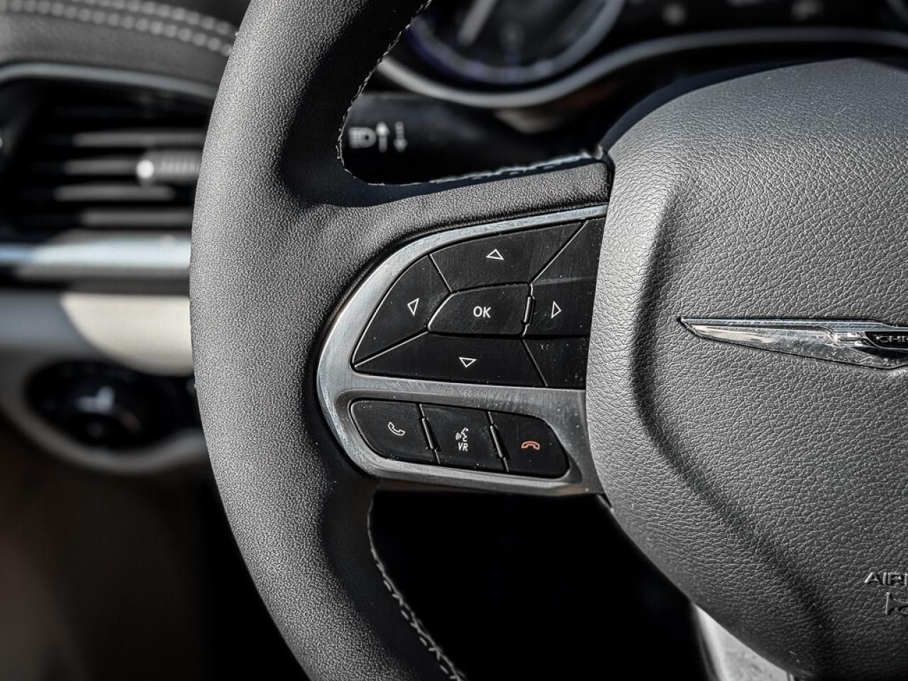 2024 Chrysler Pacifica Limited   PWR DOORS   REMOTE START   HEATED/VENTED Photo