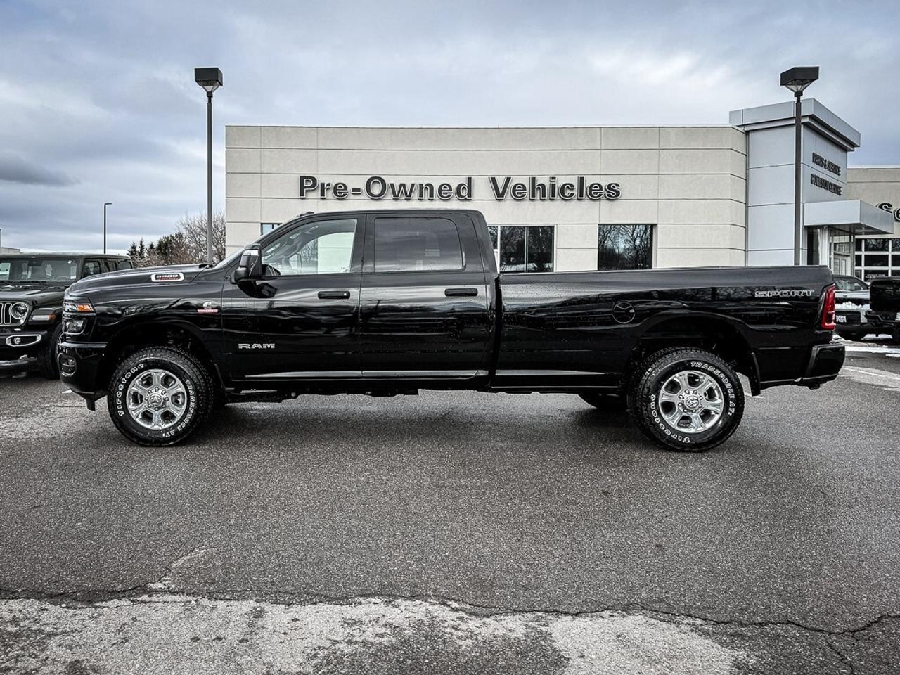 2025 RAM 3500 Big Horn   CREW   8FT BOX   LEVEL 1   5TH WHEEL PR Photo