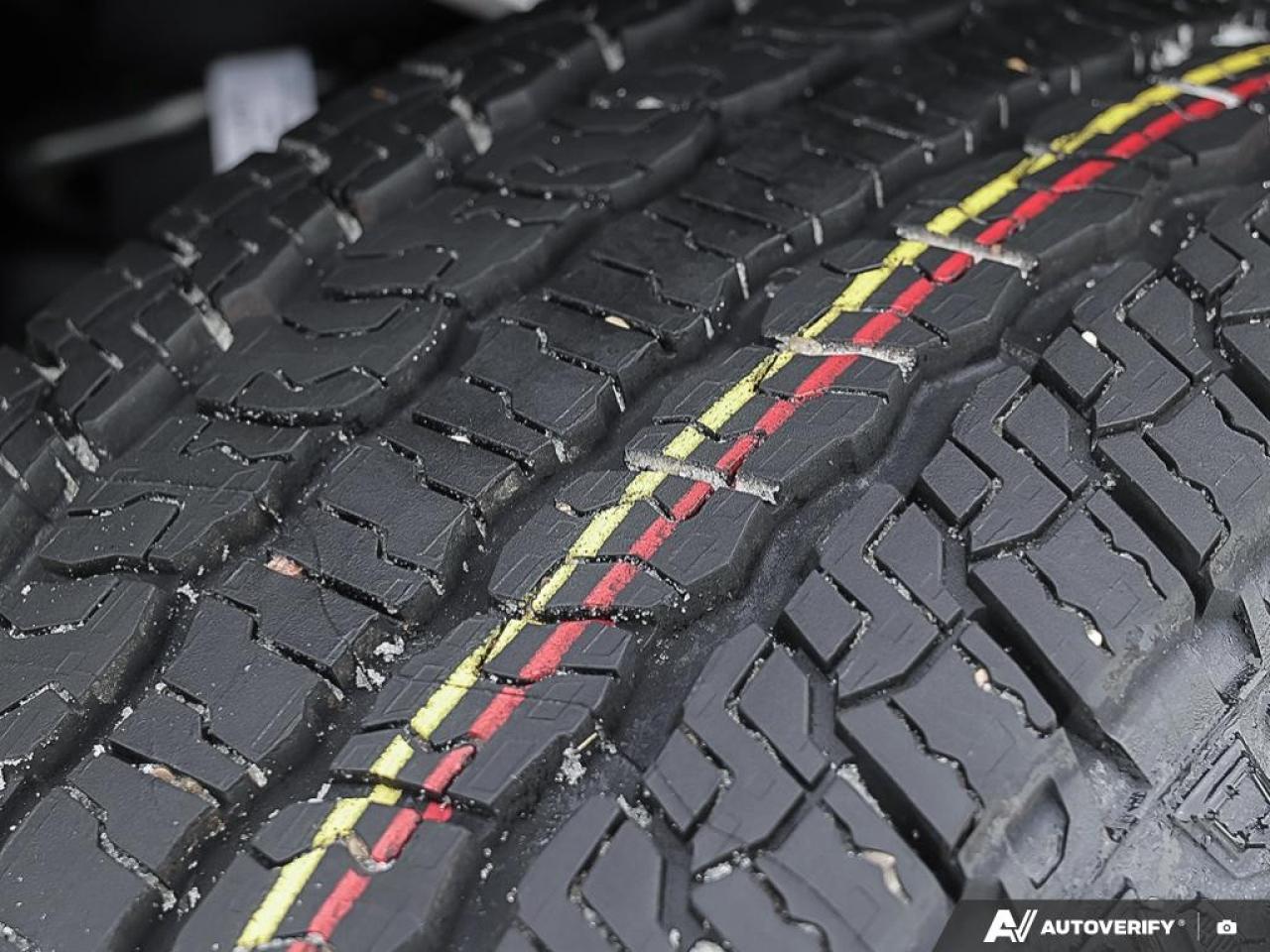 2026 GMC Sierra 1500 Crew Cab Short Box 4-Wheel Drive SLT Photo