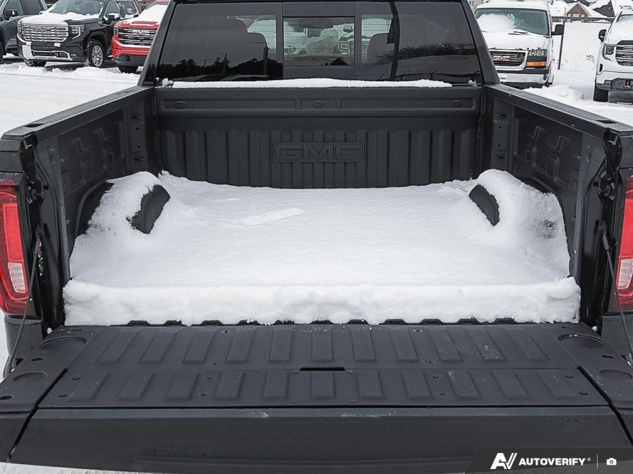 2026 GMC Sierra 1500 Crew Cab Short Box 4-Wheel Drive SLT Photo