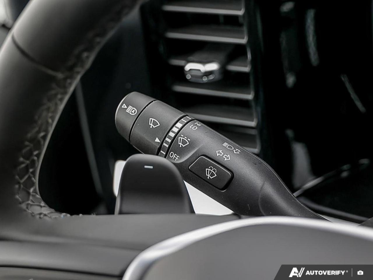 2026 GMC Sierra 1500 Crew Cab Short Box 4-Wheel Drive SLT Photo