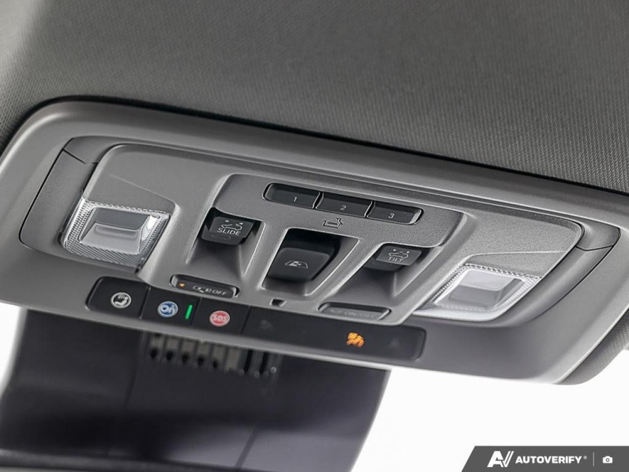 2026 GMC Sierra 1500 Crew Cab Short Box 4-Wheel Drive SLT Photo