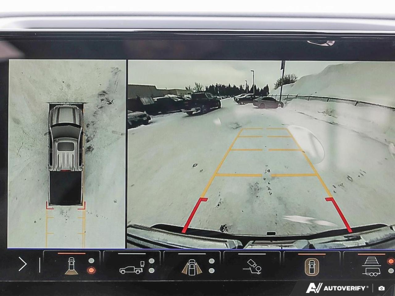 2026 GMC Sierra 1500 Crew Cab Short Box 4-Wheel Drive SLT Photo