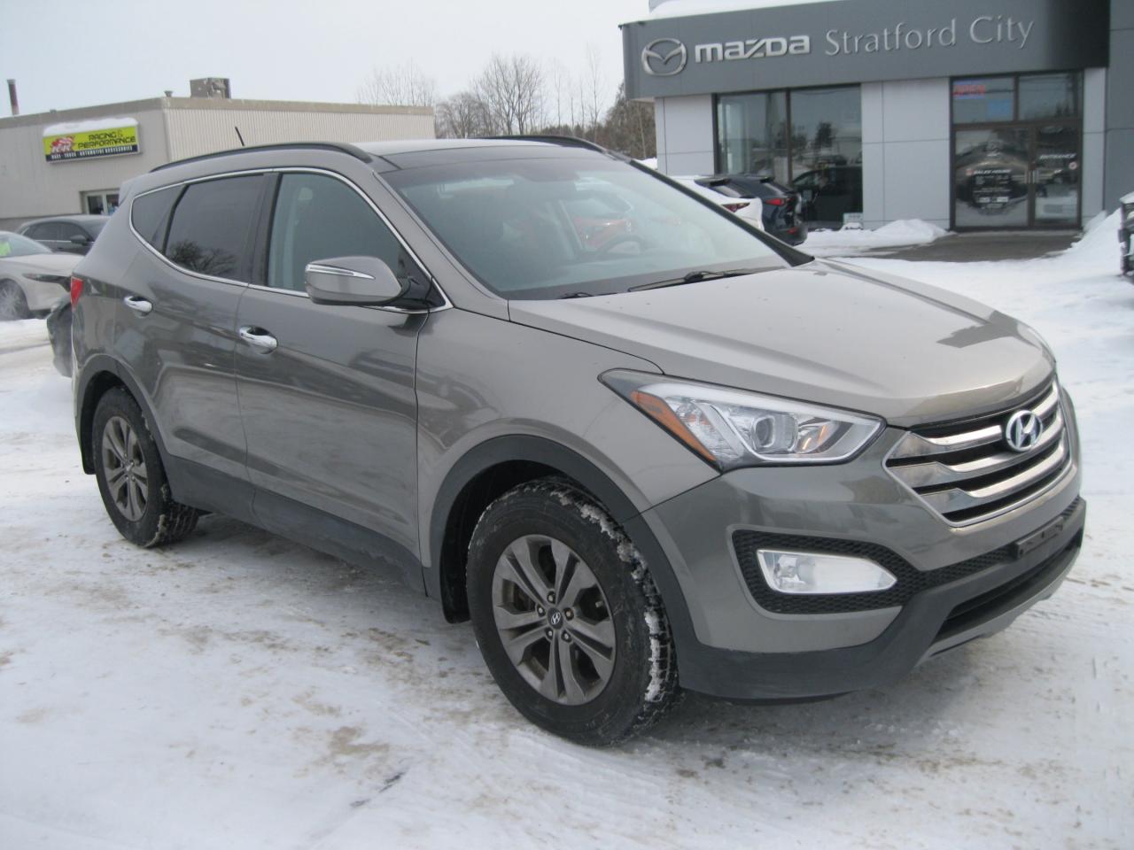 2015 Hyundai Santa Fe Sport 2.4 Luxury (A6) 4dr All-Wheel Drive Photo