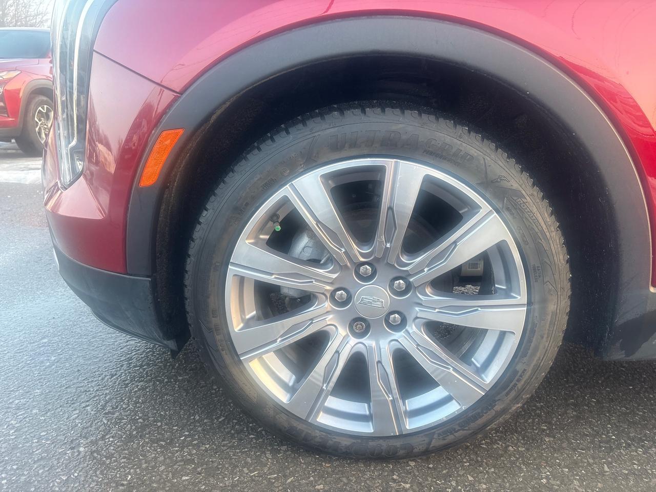 2020 Cadillac XT4 Premium Luxury AWD + Comf/Conv Pkgs + Sunroof + Na Photo
