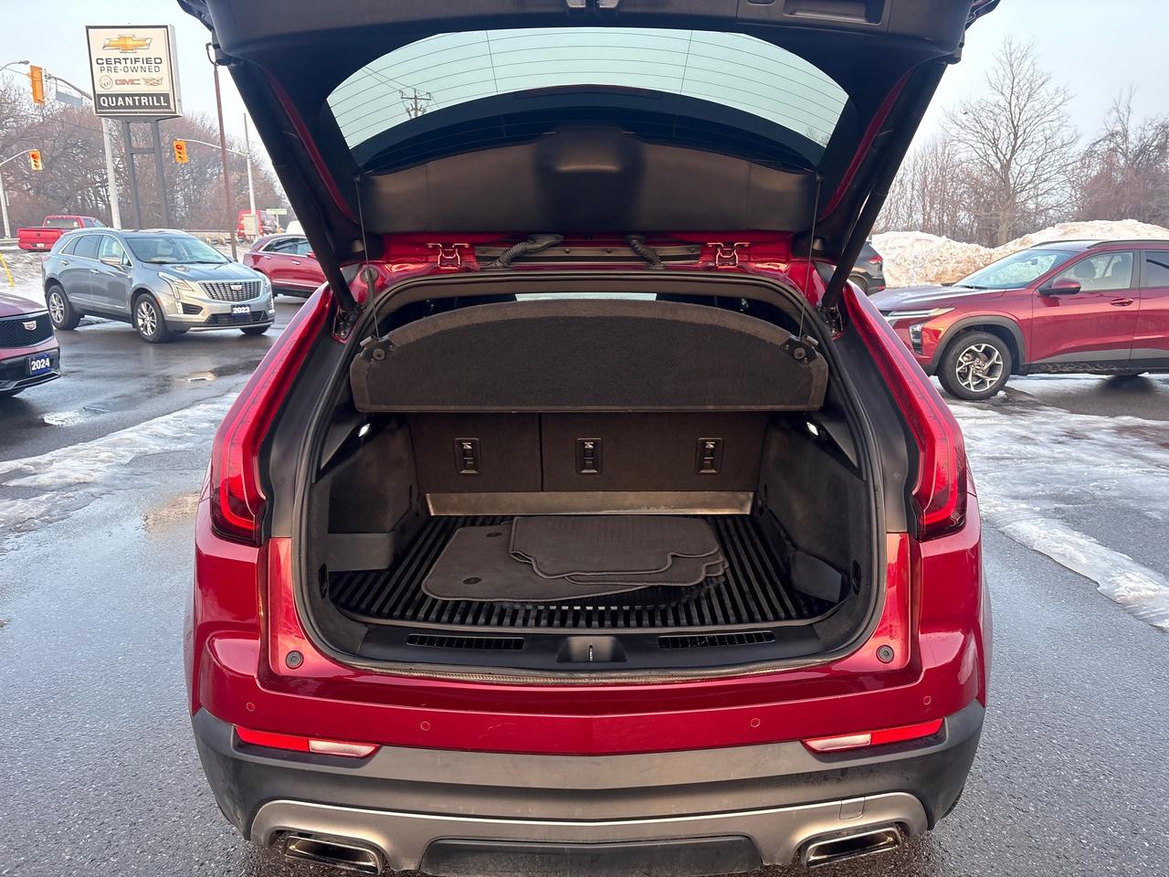 2020 Cadillac XT4 Premium Luxury AWD + Comf/Conv Pkgs + Sunroof + Na Photo