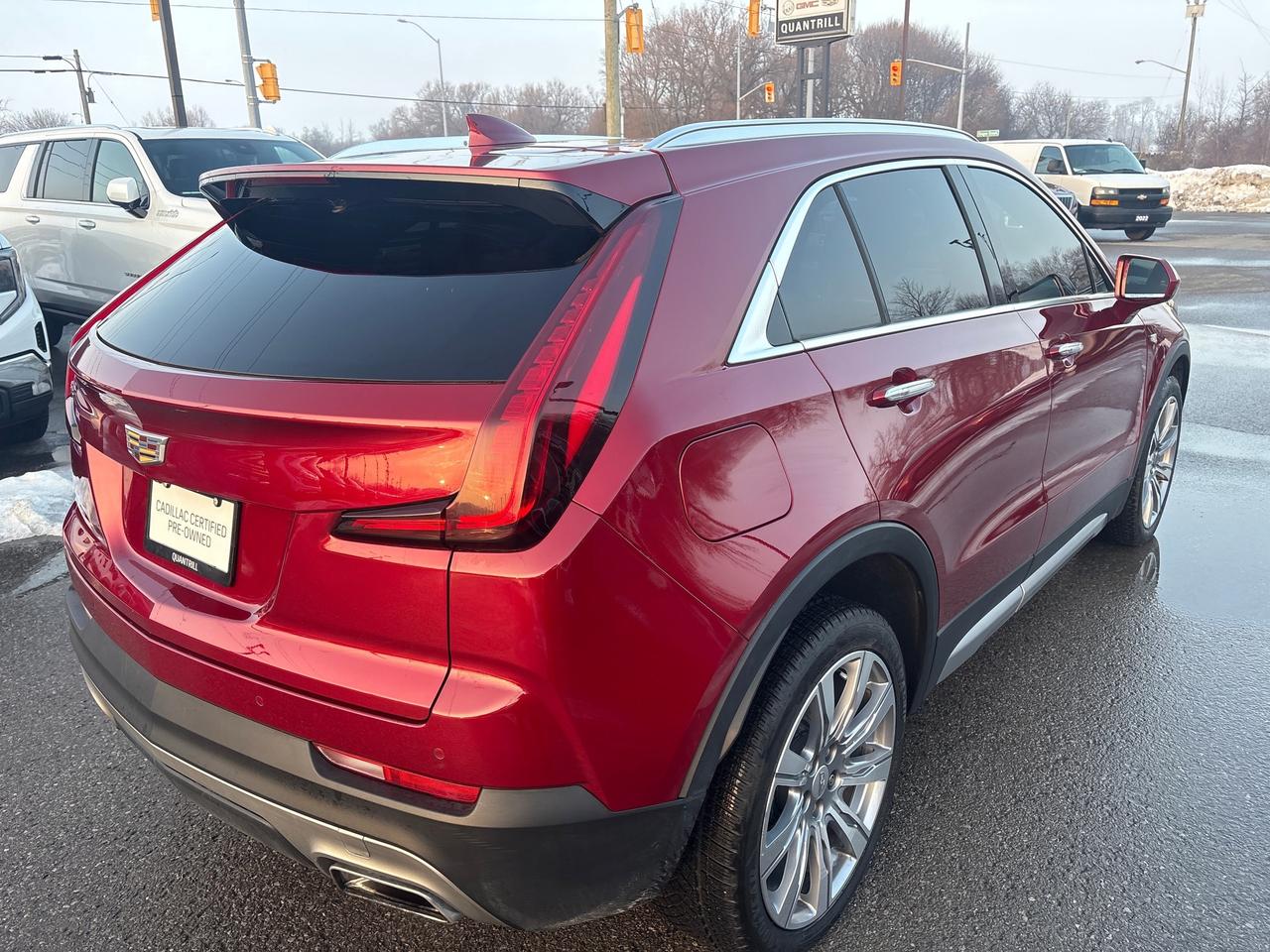 2020 Cadillac XT4 Premium Luxury AWD + Comf/Conv Pkgs + Sunroof + Na Photo