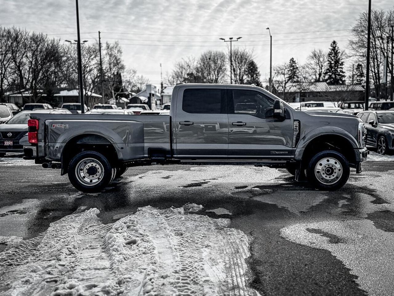 2024 Ford F-450 Lariat   CREW   DUALLY   LARIAT ULTIMATE PKG   FX4 Photo