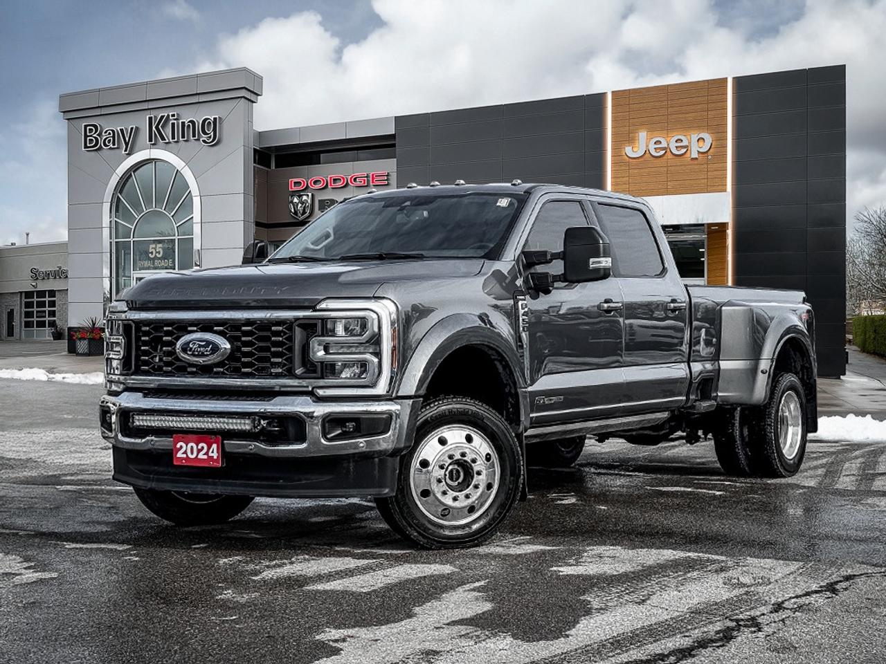 2024 Ford F-450 Lariat   CREW   DUALLY   LARIAT ULTIMATE PKG   FX4 Photo0