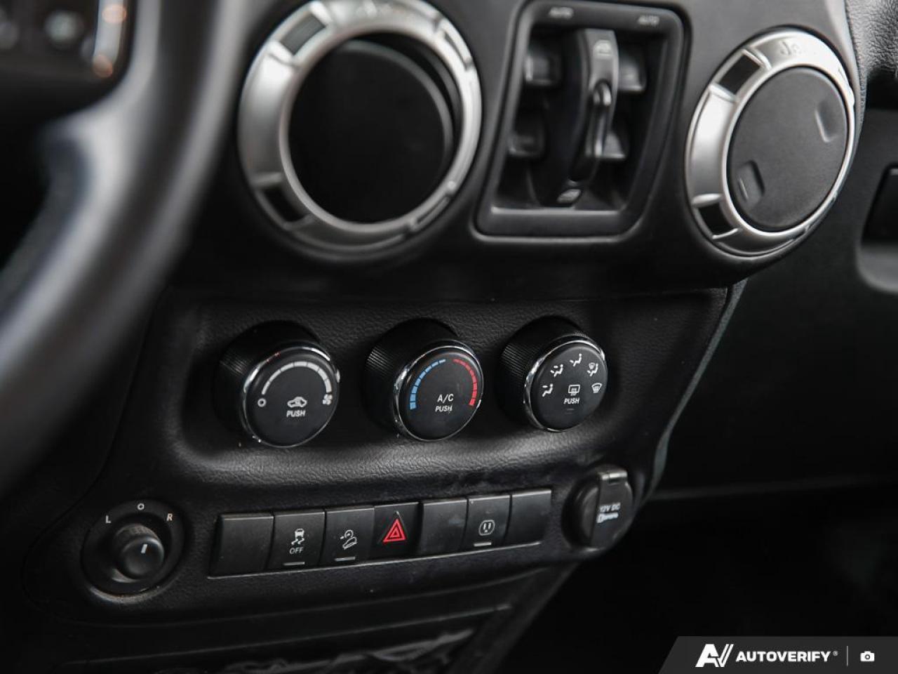 2015 Jeep WRANGLER UNLIMITED Sahara 4dr 4x4 Photo