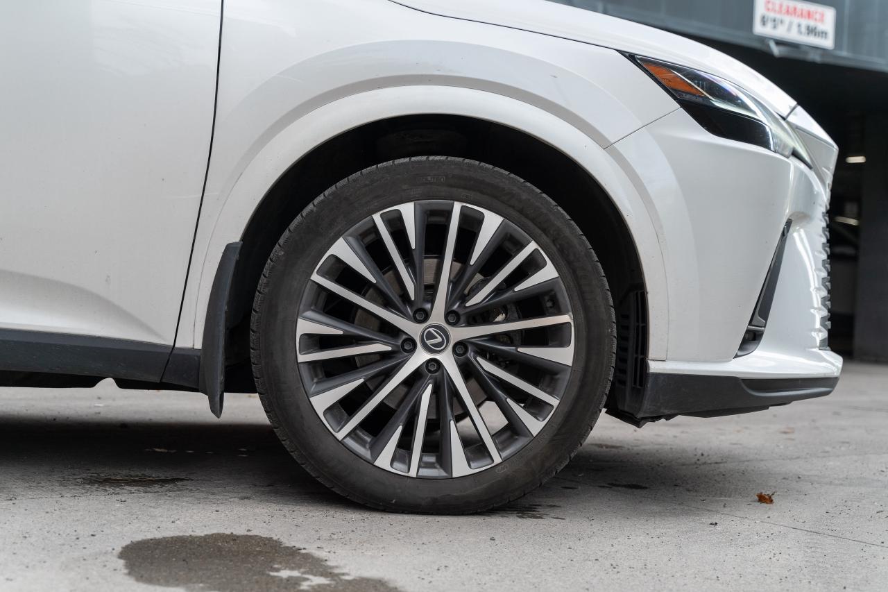 2023 Lexus RX 350h Luxury Pkg Safety Certified Welcome Trades Photo