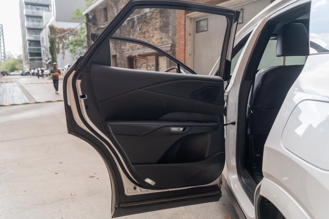 2023 Lexus RX 350h Luxury Pkg Safety Certified Welcome Trades Photo