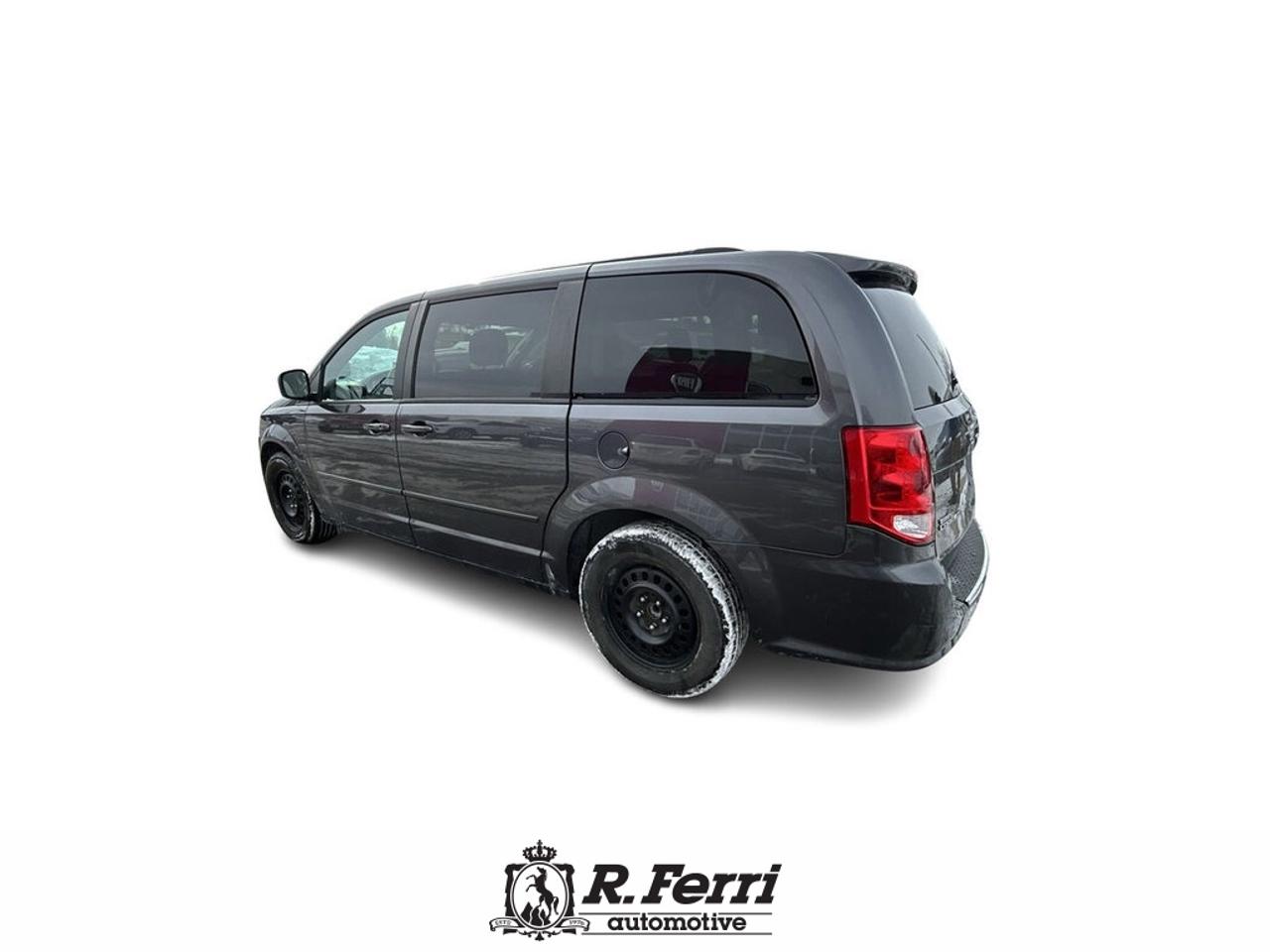 2017 Dodge Grand Caravan CVP/SXT Passenger Van Photo