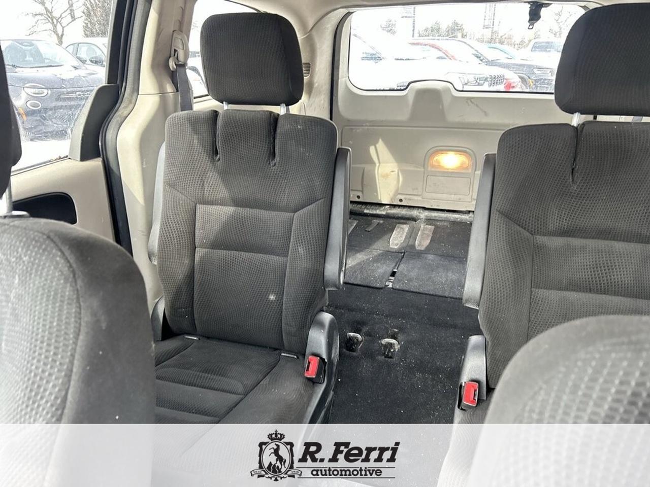 2017 Dodge Grand Caravan CVP/SXT Passenger Van Photo