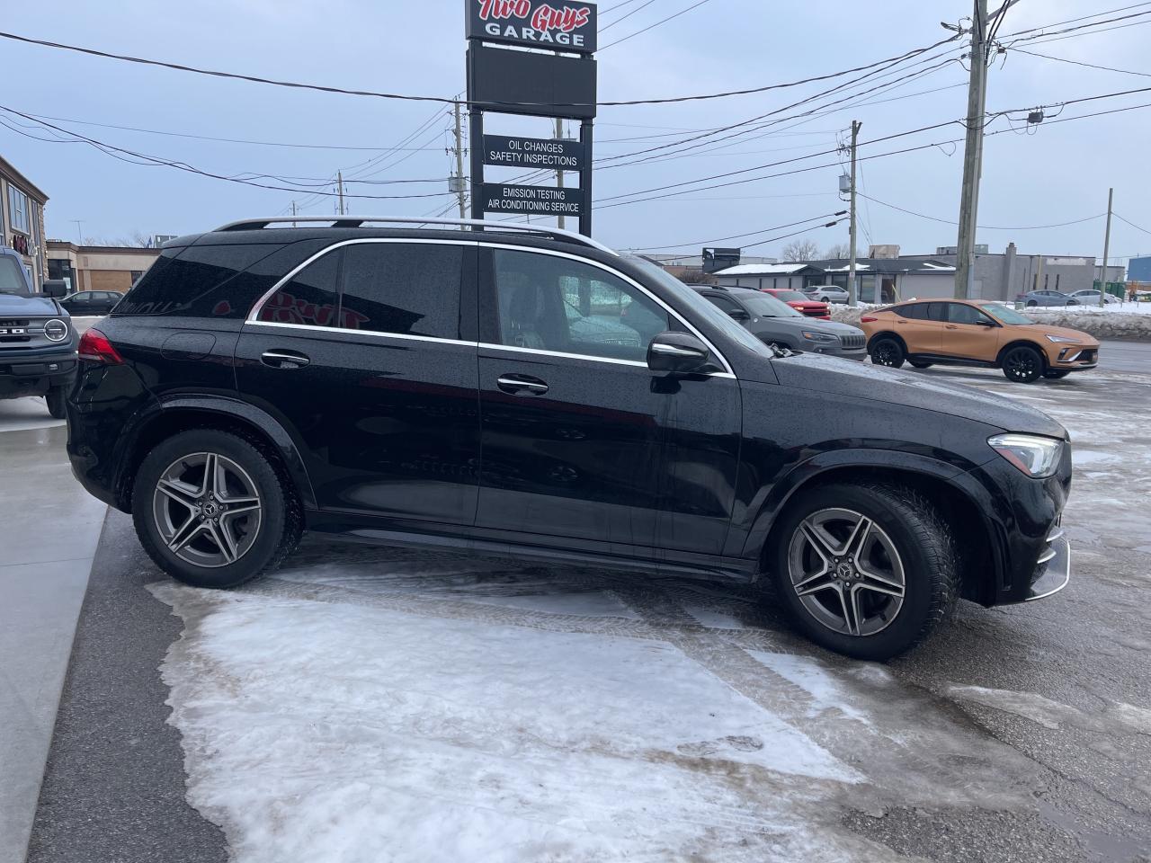 2021 Mercedes-Benz GLE GLE 350 4MATIC SUV AWD Panoroof Leather Nav Photo