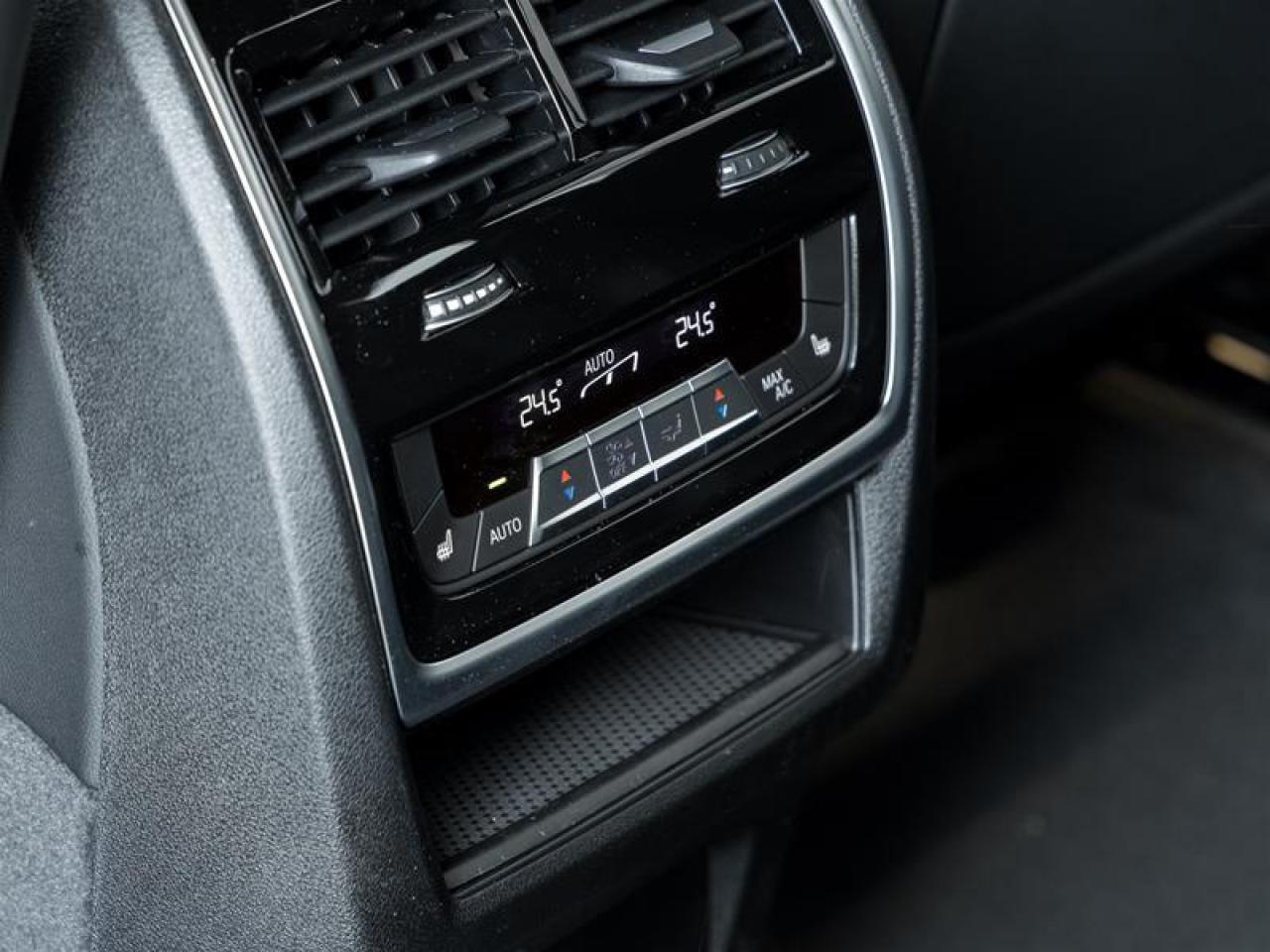 2026 BMW X6 xDrive40i 4dr All-Wheel Drive Sports Activity Coupe Photo