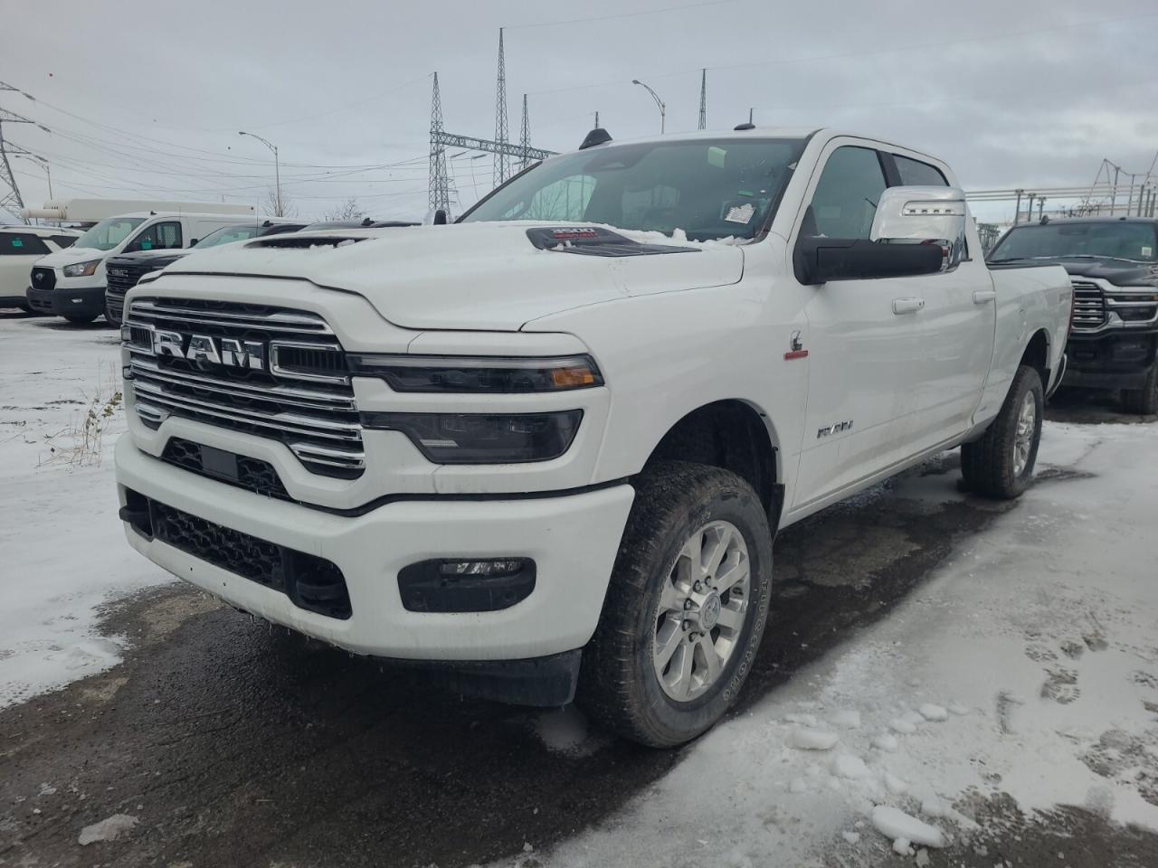 2025 RAM 3500 Laramie   CREW   LEVEL 1   SPORT APPEARANCE   5TH Photo
