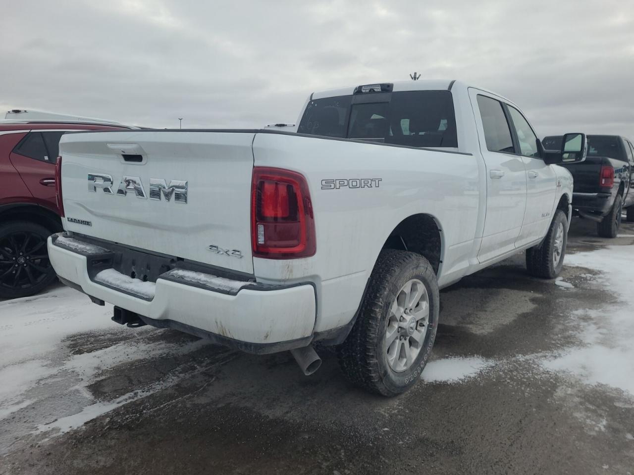 2025 RAM 3500 Laramie   CREW   LEVEL 1   SPORT APPEARANCE   5TH Photo