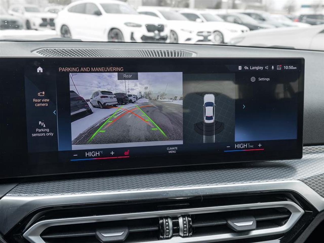 2023 BMW 330 i xDrive 4dr All-Wheel Drive Sedan Photo