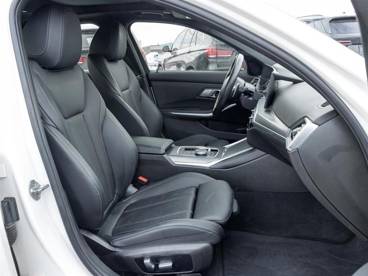 2023 BMW 330 i xDrive 4dr All-Wheel Drive Sedan Photo