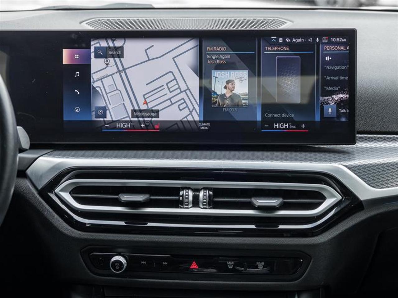 2023 BMW 330 i xDrive 4dr All-Wheel Drive Sedan Photo