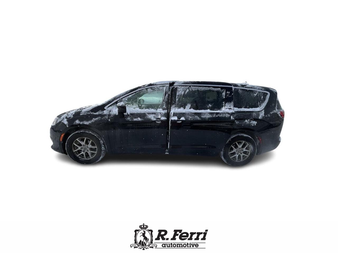 2022 Chrysler Grand Caravan SXT Front-Wheel Drive Passenger Van Photo