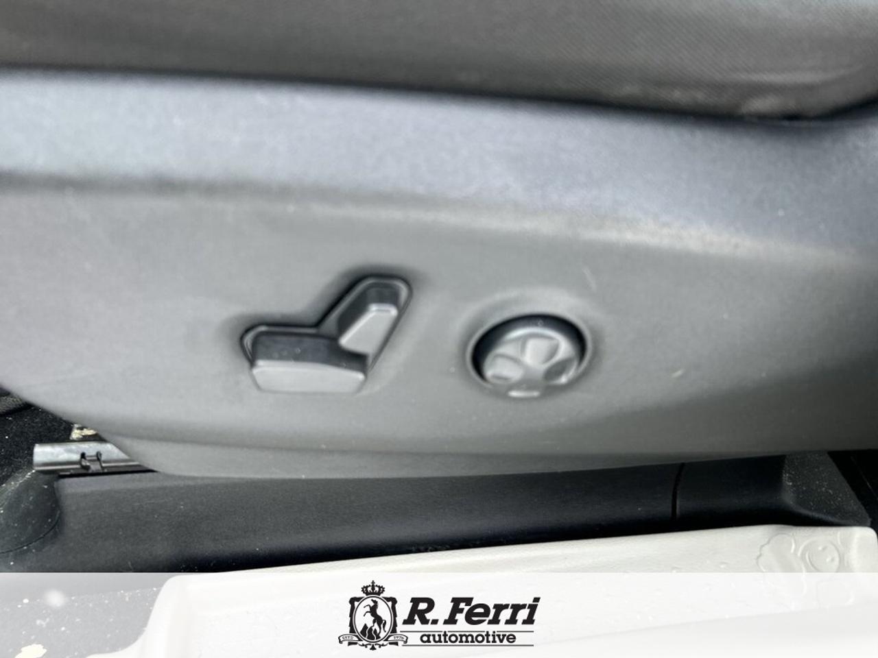 2022 Chrysler Grand Caravan SXT Front-Wheel Drive Passenger Van Photo