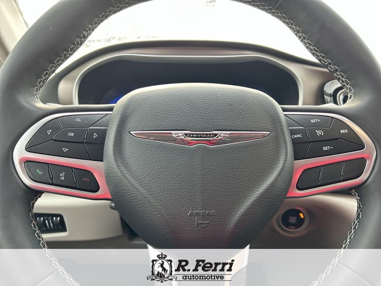 2022 Chrysler Grand Caravan SXT Front-Wheel Drive Passenger Van Photo