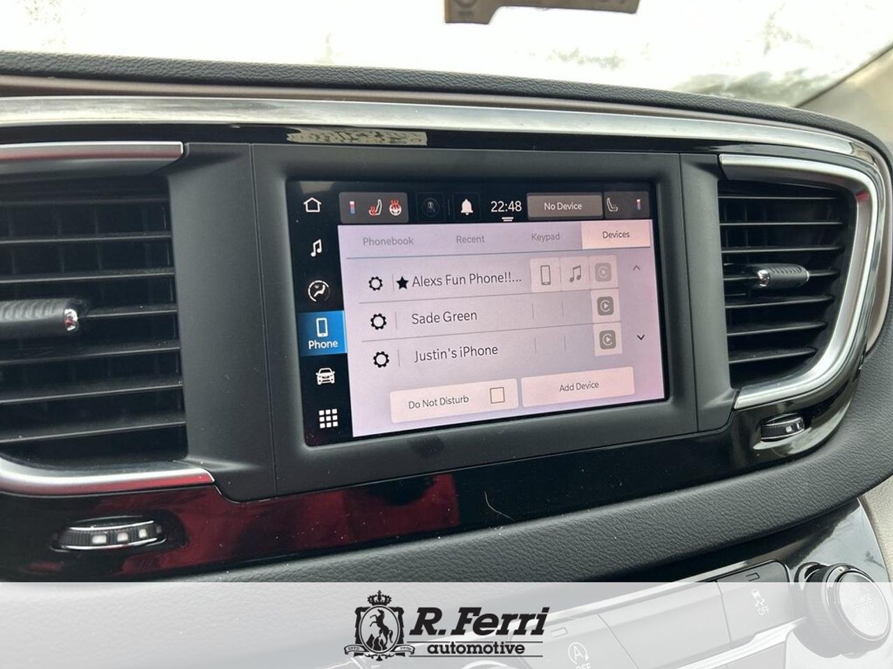 2022 Chrysler Grand Caravan SXT Front-Wheel Drive Passenger Van Photo