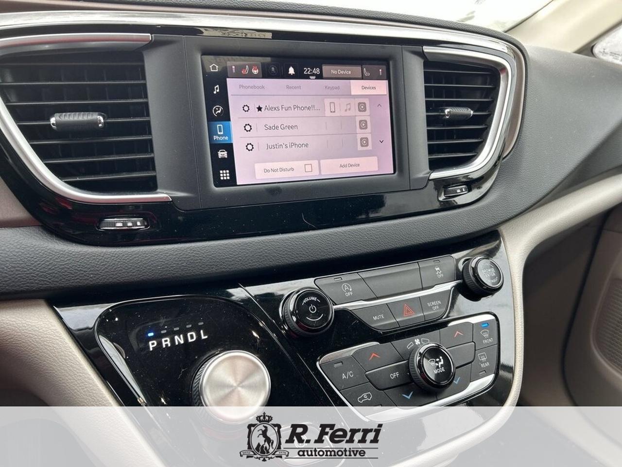 2022 Chrysler Grand Caravan SXT Front-Wheel Drive Passenger Van Photo