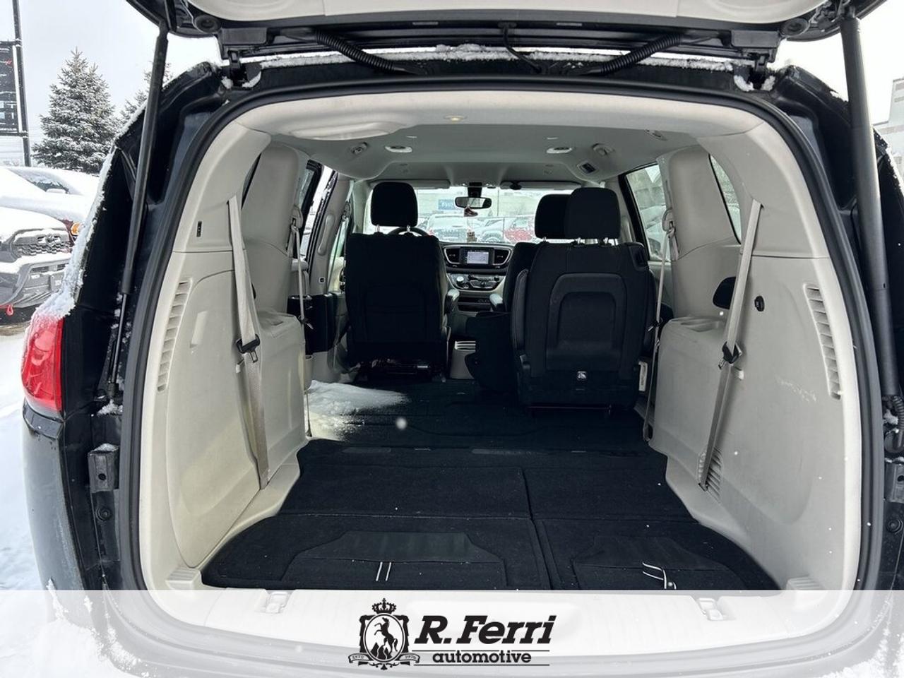 2022 Chrysler Grand Caravan SXT Front-Wheel Drive Passenger Van Photo