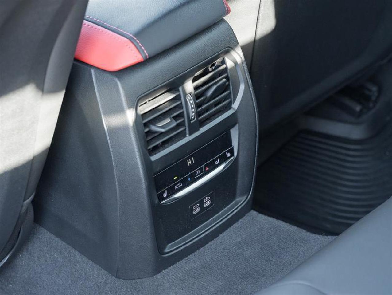 2025 BMW 430i  Photo