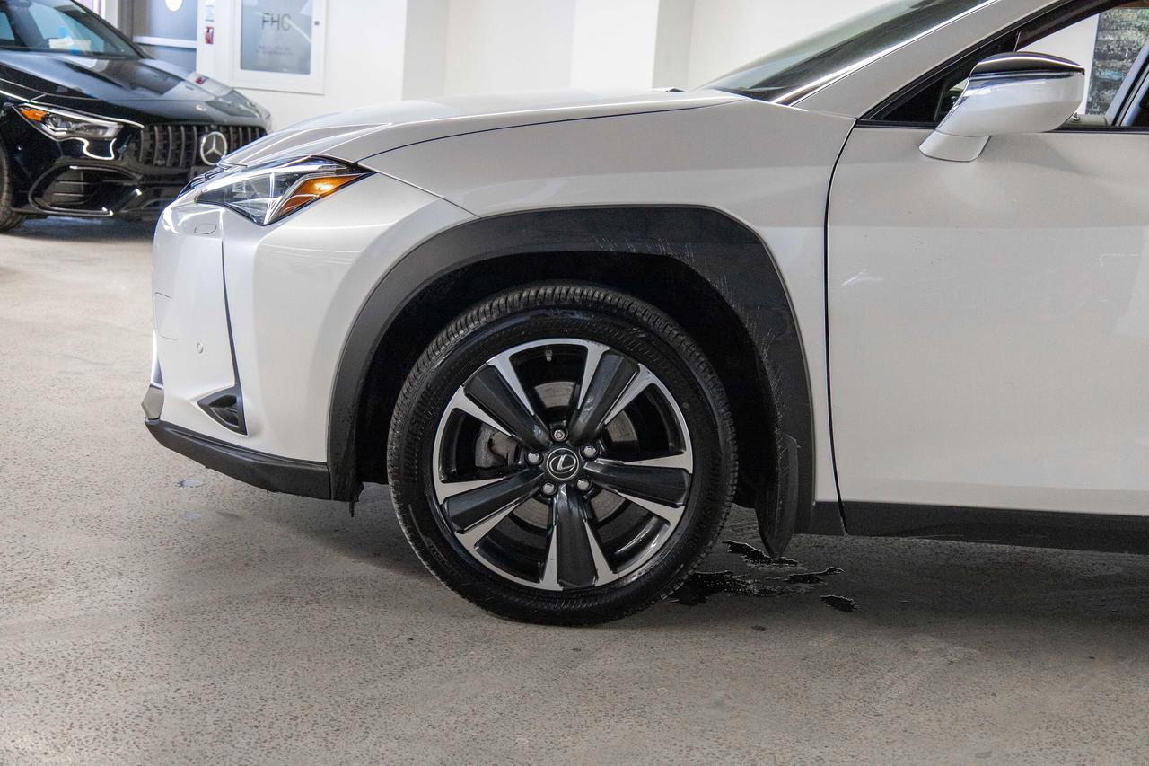 2021 Lexus UX Luxury Pkg Safety Certified Welcome Trades Photo