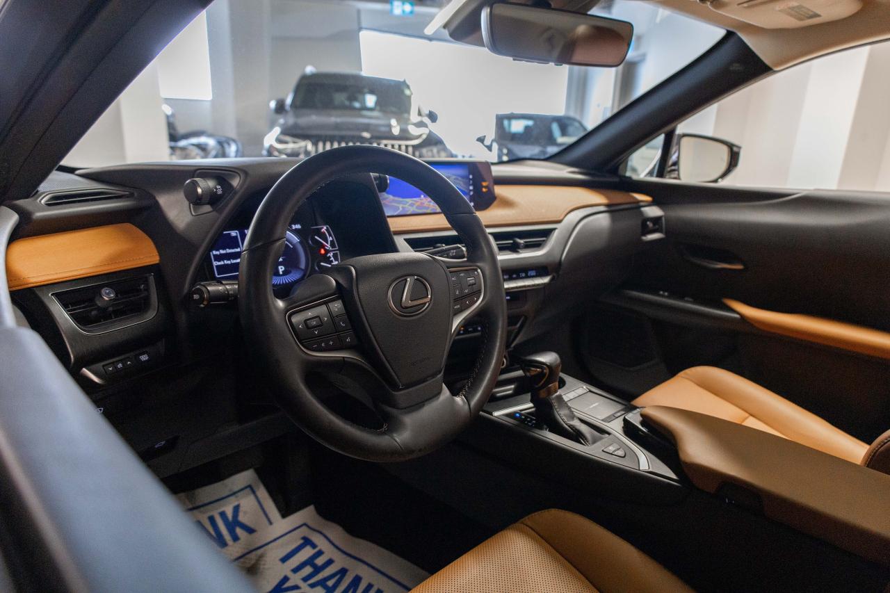 2021 Lexus UX Luxury Pkg Safety Certified Welcome Trades Photo