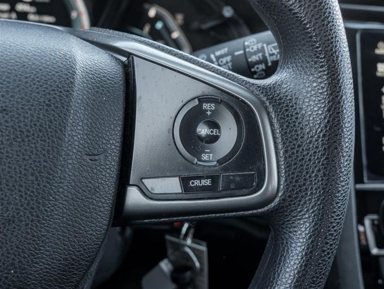 2018 Honda Civic LX (CVT) 4dr Hatchback Photo