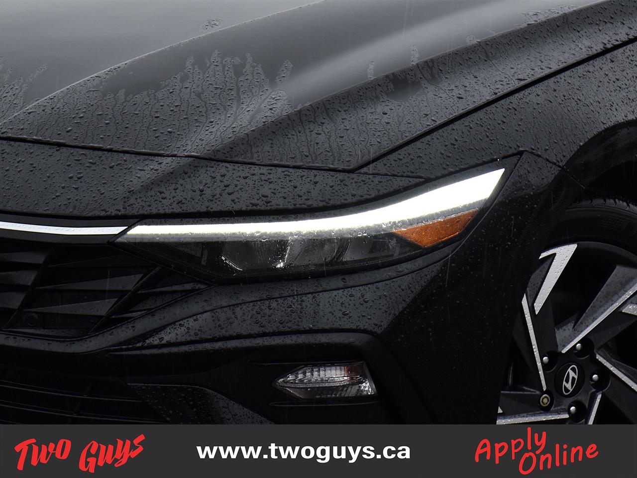 2024 Hyundai Elantra Preferred IVT w-Tech Pkg Sunroof Nav Back Up Cam Photo