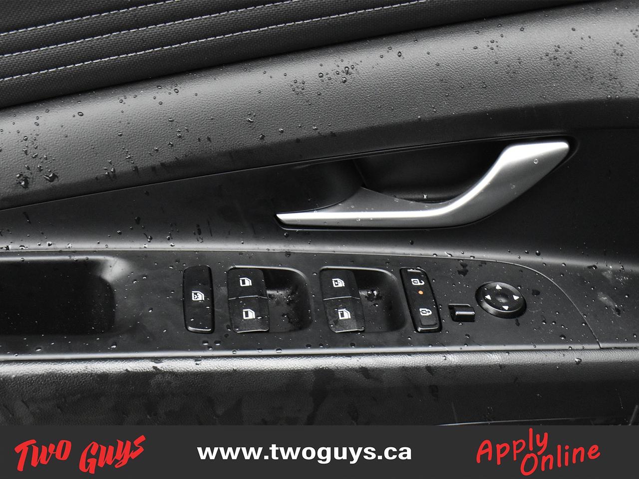 2024 Hyundai Elantra Preferred IVT w-Tech Pkg Sunroof Nav Back Up Cam Photo