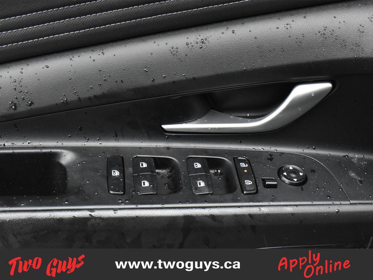 2024 Hyundai Elantra Preferred IVT w-Tech Pkg Sunroof Nav Back Up Cam Photo