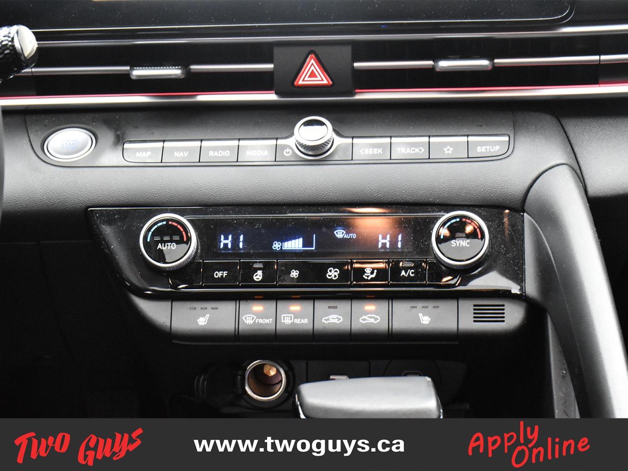 2024 Hyundai Elantra Preferred IVT w-Tech Pkg Sunroof Nav Back Up Cam Photo