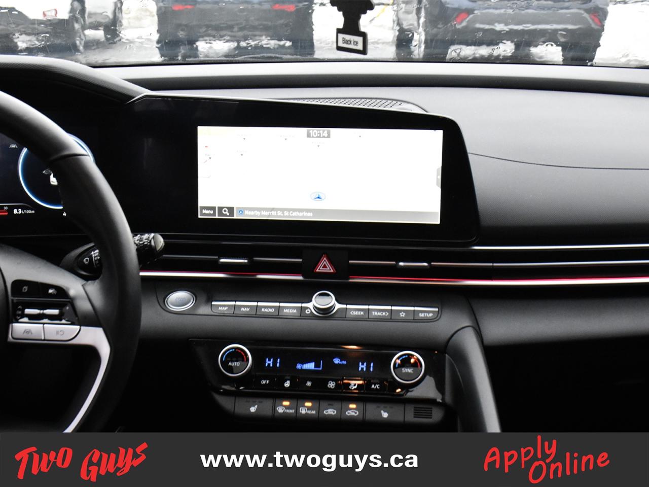 2024 Hyundai Elantra Preferred IVT w-Tech Pkg Sunroof Nav Back Up Cam Photo