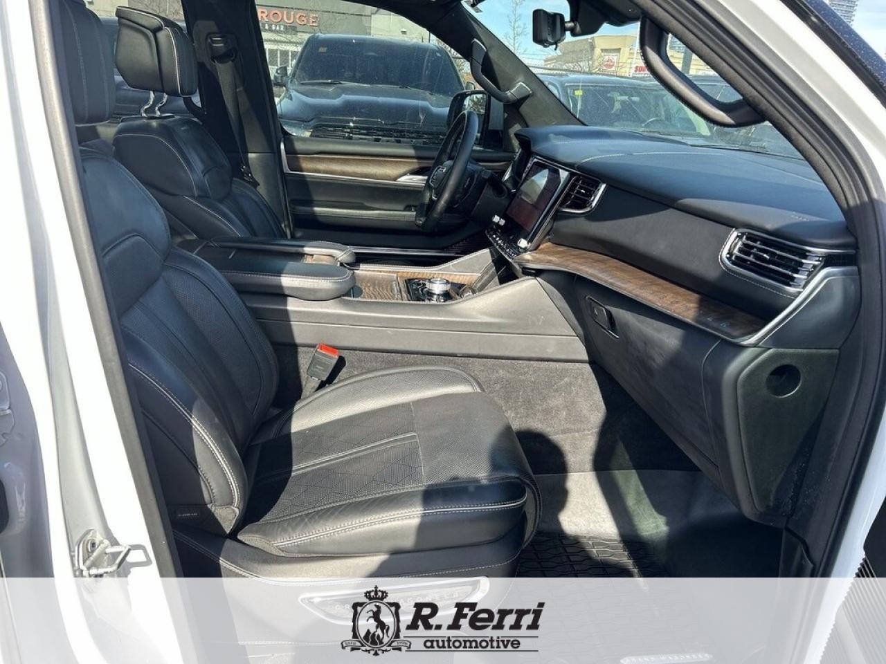 2022 Jeep Grand Wagoneer Series II 4dr 4x4 Photo