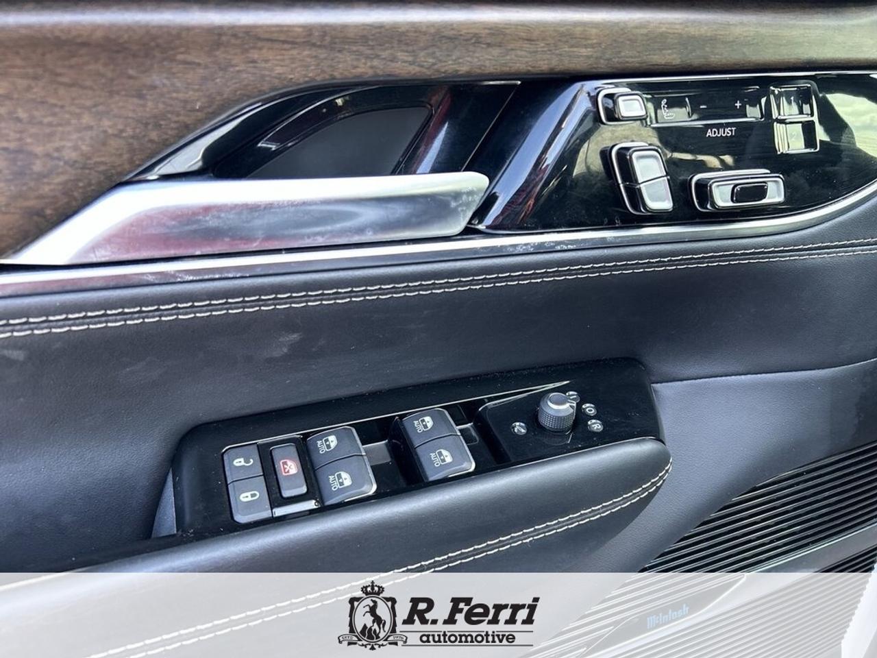 2022 Jeep Grand Wagoneer Series II 4dr 4x4 Photo