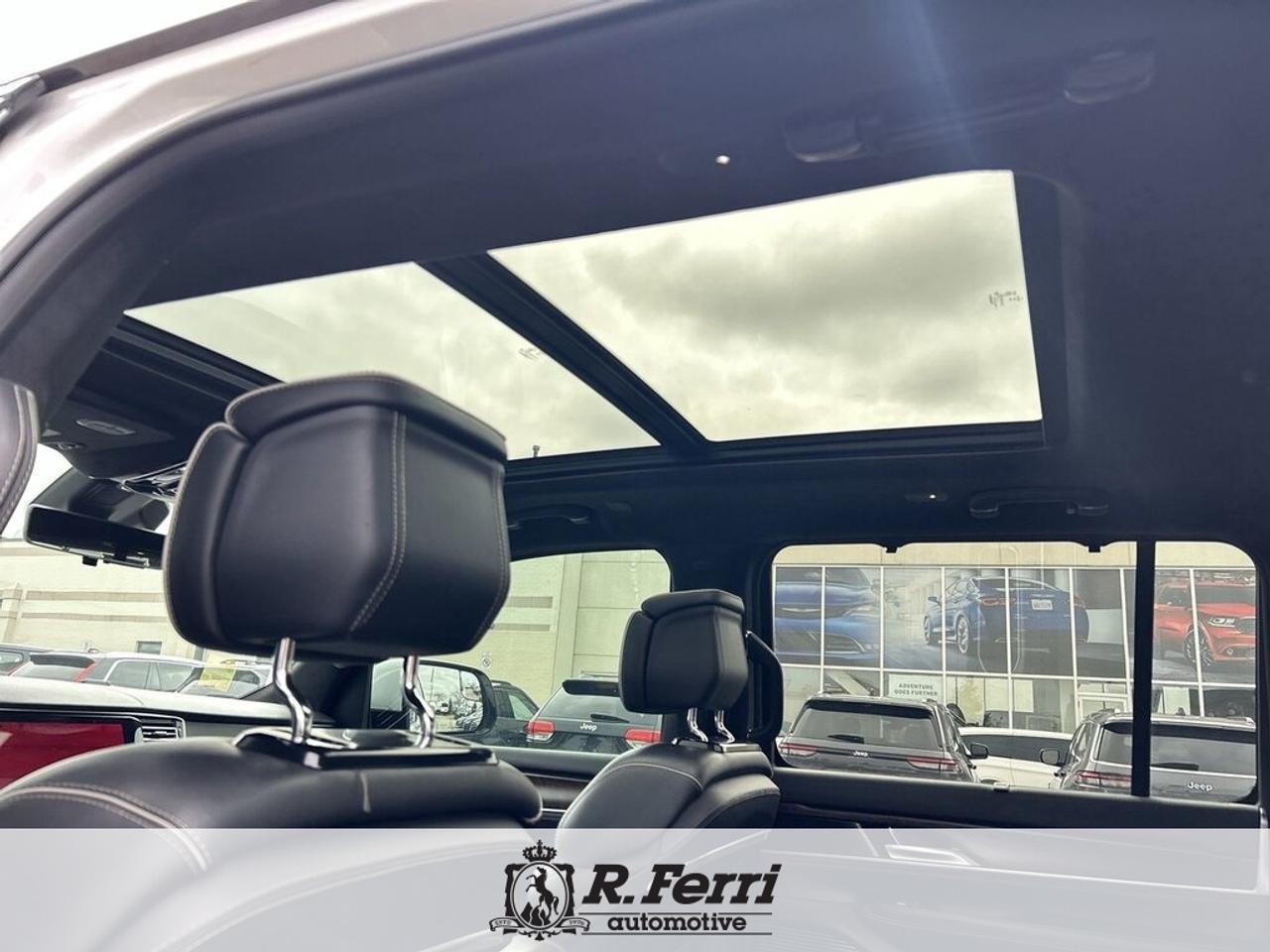 2022 Jeep Grand Wagoneer Series II 4dr 4x4 Photo