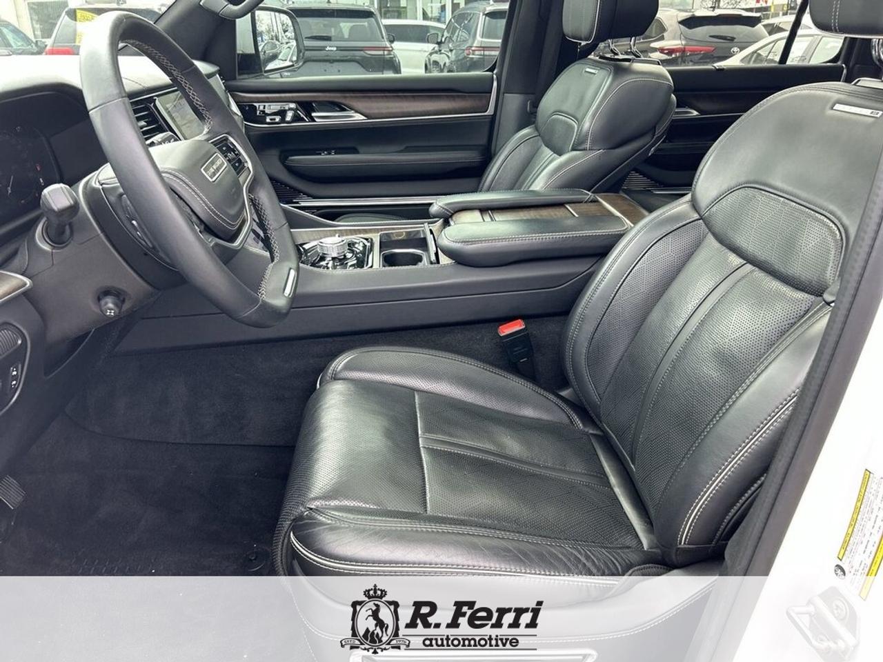 2022 Jeep Grand Wagoneer Series II 4dr 4x4 Photo