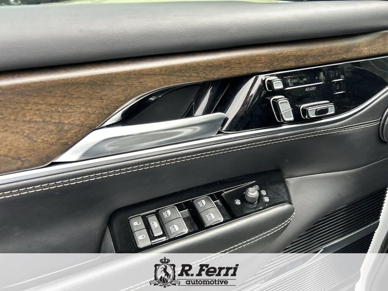 2022 Jeep Grand Wagoneer Series II 4dr 4x4 Photo