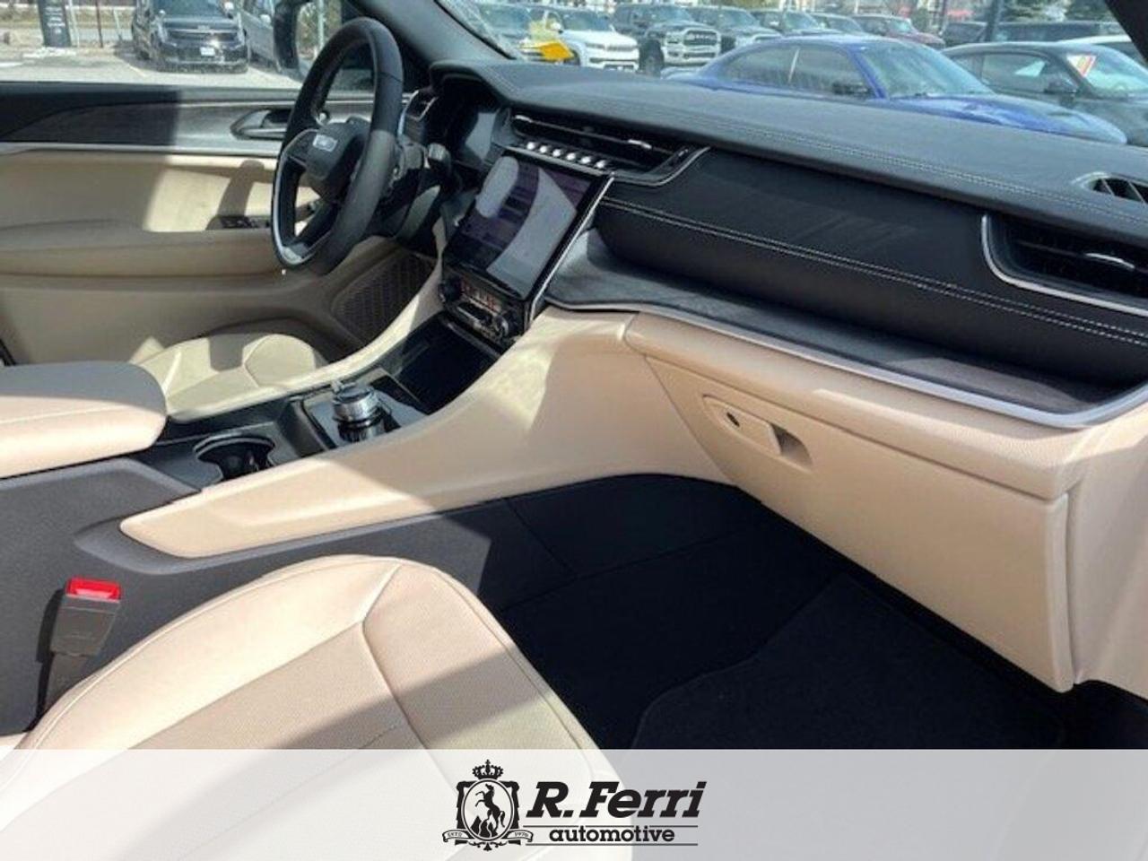 2025 Jeep Grand Cherokee Limited 4dr 4x4 Photo