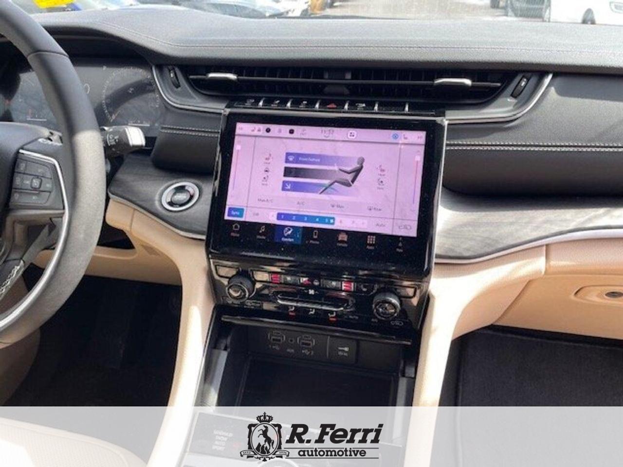 2025 Jeep Grand Cherokee Limited 4dr 4x4 Photo