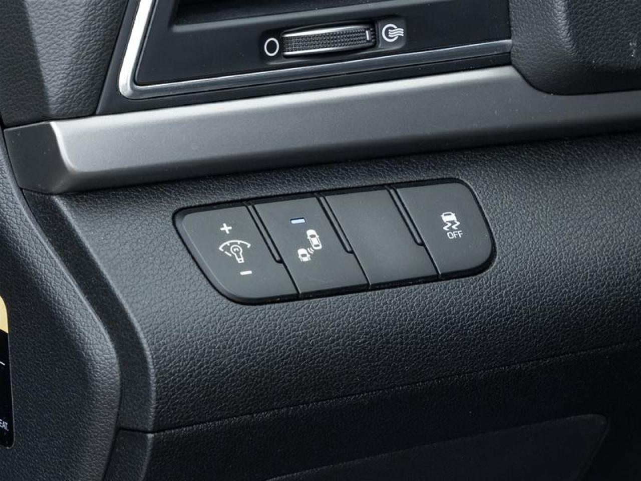 2018 Hyundai Elantra GL (A6) 4dr Sedan Photo