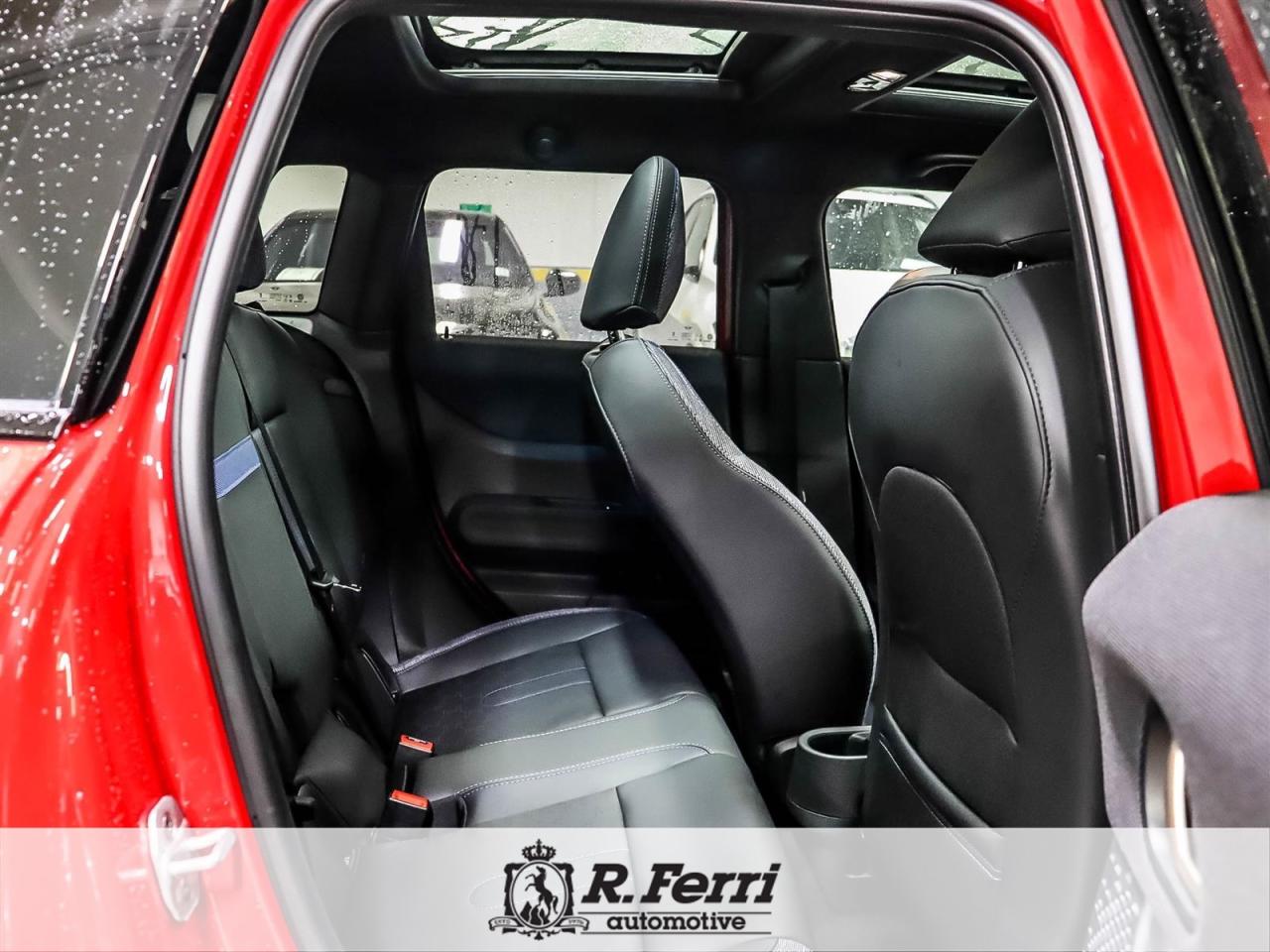 2025 MINI 5 Door Cooper S 4dr Hatchback Photo